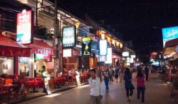 Pub-Street-Cambodge